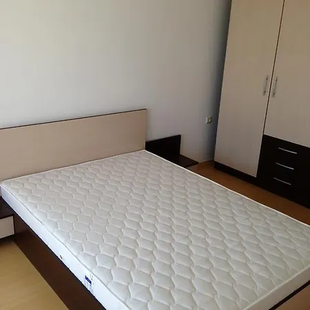 アパート Apartment Rubin *